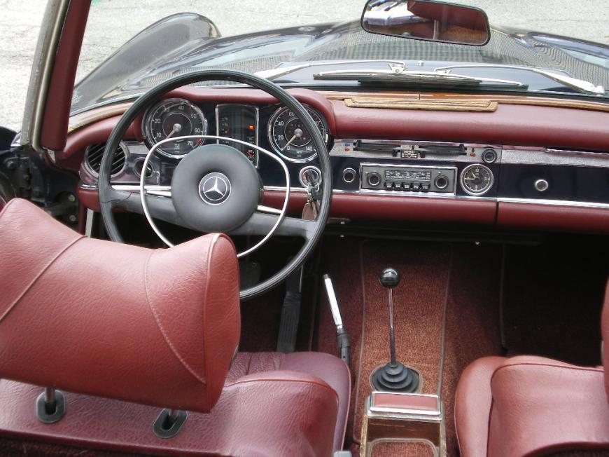 1969 MERCEDES 280SL